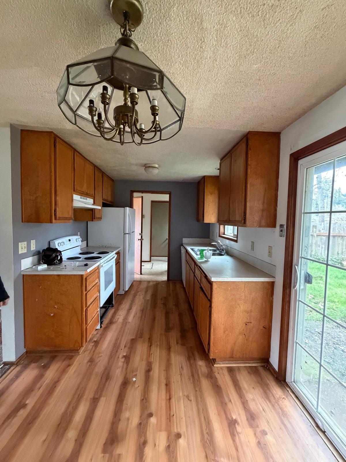 Kitchen before detailed cleaning service